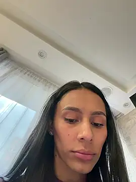 Snapshot of karlyn_angels chatting on 10, 5, 2026 karlyn angels online show from 10, 5, 2026