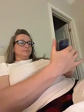 Snapshot of Vivian_MayXxX chatting on 18, 5, 2026 Vivian MayXxX online show from 18, 5, 2026