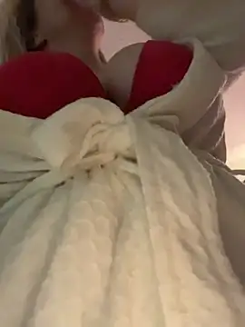 Vivian MayXxX online show from 24, 7, 2026