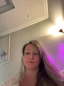 Vivian MayXxX online show from 17, 3, 2026