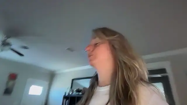 Vivian MayXxX online show from 27, 3, 2026