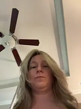 Vivian MayXxX online show from 22, 4, 2026