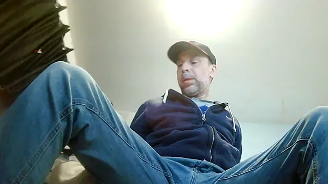 Snapshot of Wolfeman74 chatting on 19, 6, 2026 Wolfeman74 online show from 19, 6, 2026