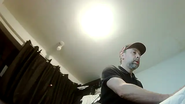 Wolfeman74 online show from 28, 2, 2026