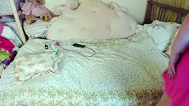 BustyDonnaSexyy online show from 17, 10, 2025