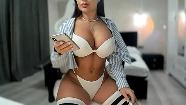  missperfection  online show from 13, 2, 2026