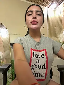 HotstuffCherrySummer online show from 5, 3, 2026