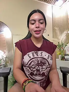 HotstuffCherrySummer online show from 21, 4, 2026