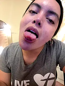 HotstuffCherrySummer online show from 22, 10, 2025