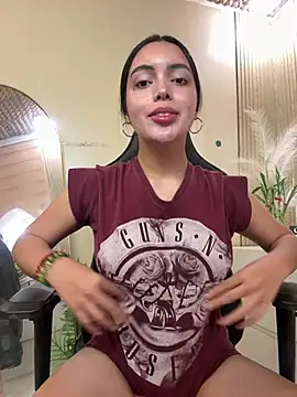 HotstuffCherrySummer online show from 22, 4, 2026