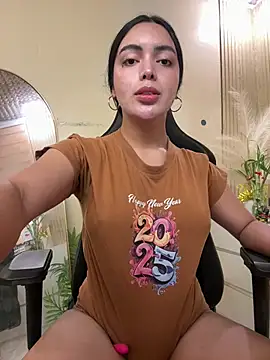 HotstuffCherrySummer online show from 13, 4, 2026