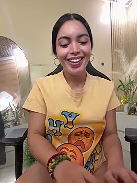 HotstuffCherrySummer online show from 18, 4, 2026