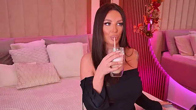 Snapshot of kaya_b chatting on 19, 11, 2025 kaya b online show from 19, 11, 2025