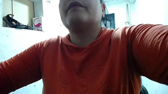 nattashafoxx online show from 2, 12, 2025