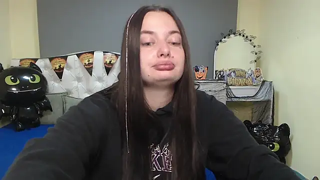 Snapshot of MilanaPrice chatting on 2, 11, 2025 MilanaPrice online show from 2, 11, 2025