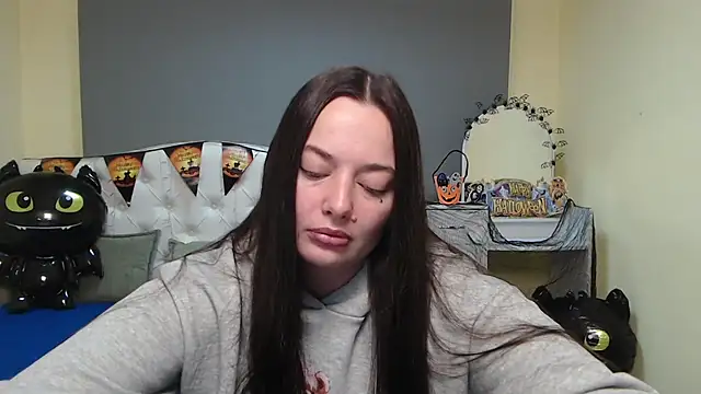 Snapshot of MilanaPrice chatting on 24, 10, 2025 MilanaPrice online show from 24, 10, 2025