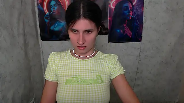 Snapshot of MaryEm976 chatting on 19, 7, 2026 MaryEm976 online show from 19, 7, 2026
