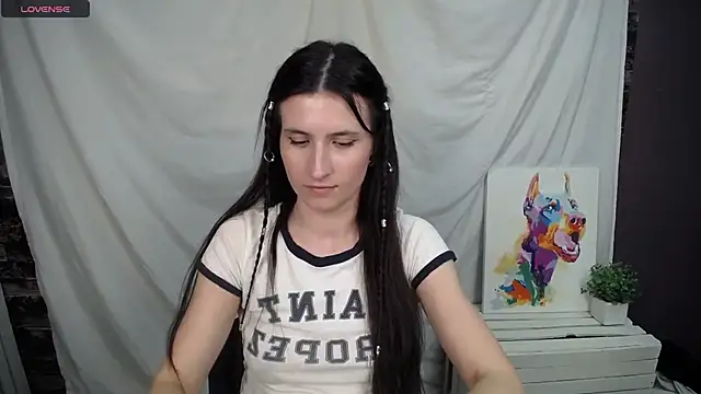 MaryEm976 online show from 9, 3, 2025