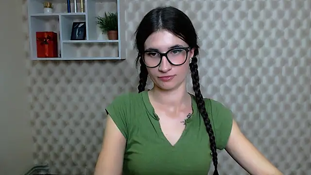 MaryEm976 online show from 5, 11, 2025