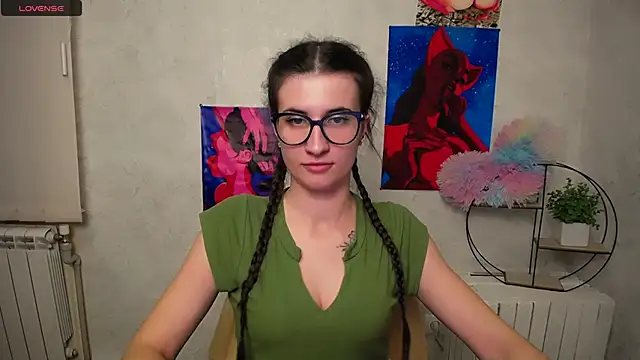 MaryEm976 online show from 2, 11, 2025