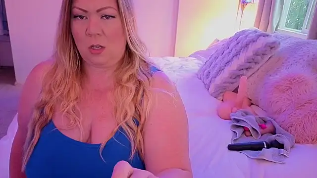 JESS LOVES online show from 1, 11, 2025