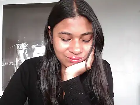 dark enchantress  online show from 7, 1, 2026