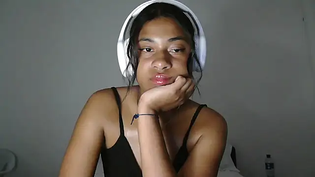 dark enchantress  online show from 17, 2, 2026