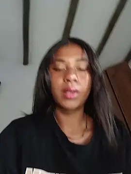 dark enchantress  online show from 8, 10, 2025