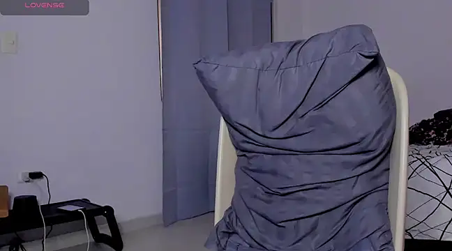 Snapshot of Cloudy_pigDude chatting on 15, 3, 2025 Cloudy pigDude online show from 15, 3, 2025