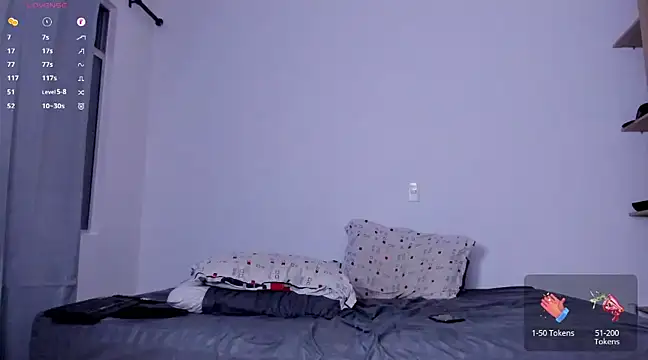 Snapshot of Cloudy_pigDude chatting on 1, 2, 2025 Cloudy pigDude online show from 1, 2, 2025