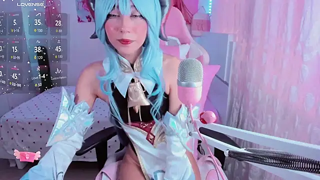 mia kawaii05 online show from 20, 5, 2026