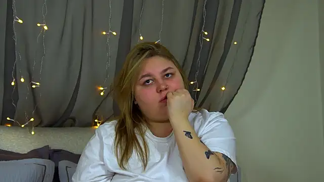 LillianKim online show from 1, 12, 2025