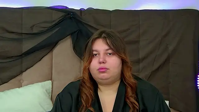 LillianKim online show from 26, 10, 2025