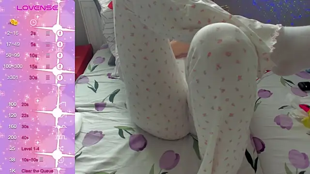 92yourbitch922 online show from 10, 4, 2026