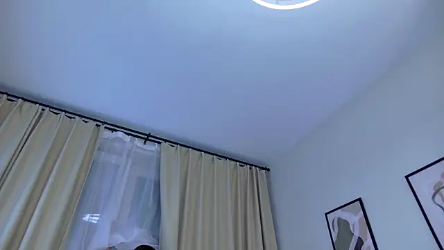 Snapshot of KylieLips chatting on 17, 3, 2026 KylieLips online show from 17, 3, 2026