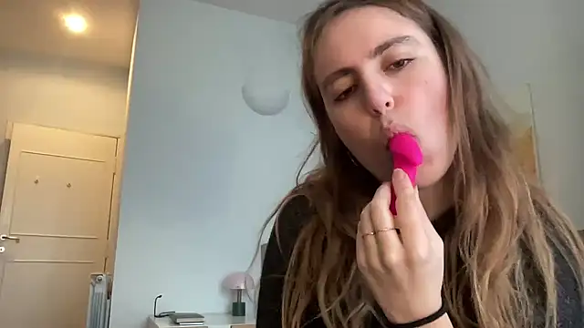 Mollyy998 online show from 6, 1, 2026