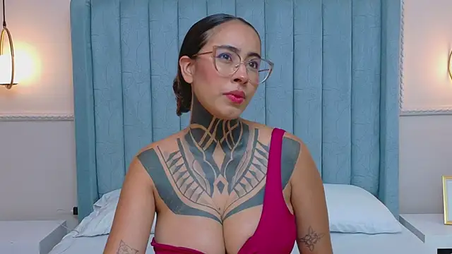 NicoleBlum online show from 18, 5, 2026