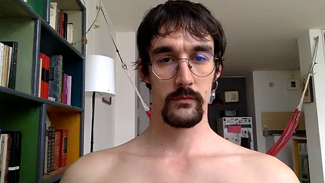 Snapshot of fazzbinderr chatting on 19, 10, 2025 fazzbinderr online show from 19, 10, 2025