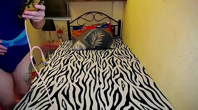 MissFoxylady online show from 25, 1, 2025