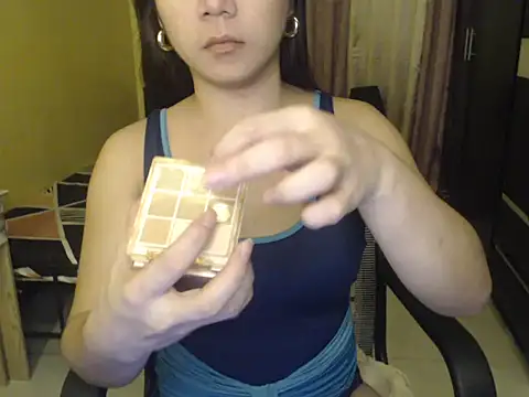MissFoxylady online show from 10, 6, 2026