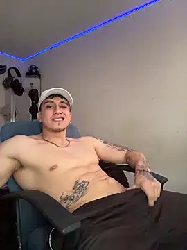 strongboy  online show from 11, 5, 2026