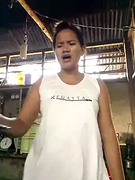 Sexiest quen online show from 14, 2, 2025