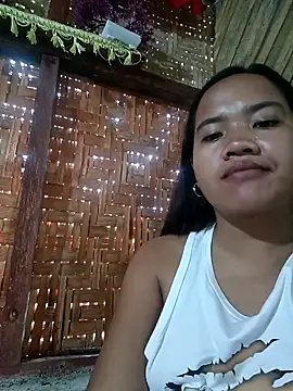 Sexiest quen online show from 8, 3, 2026