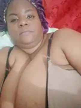 Snapshot of bigtitssxx chatting on 7, 8, 2026 bigtitssxx online show from 7, 8, 2026