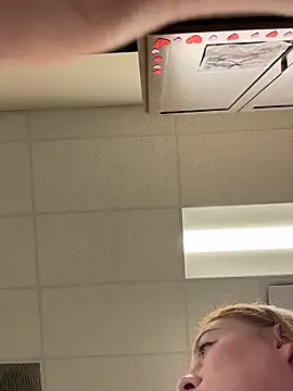 cinnatitties online show from 3, 11, 2025