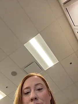 cinnatitties online show from 28, 10, 2025