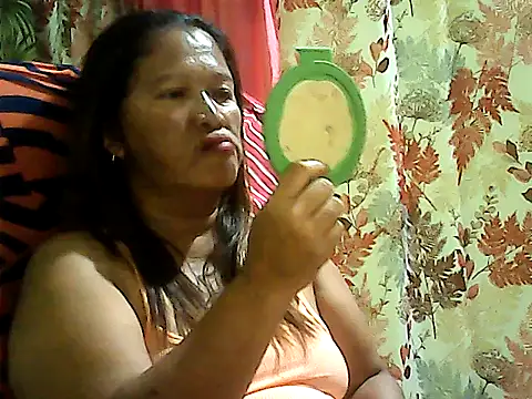 Snapshot of hott_scarlett chatting on 6, 6, 2026 hott scarlett online show from 6, 6, 2026