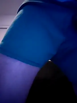 Snapshot of dnoe42 chatting on 19, 11, 2025 dnoe42 online show from 19, 11, 2025