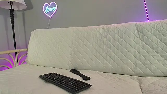 Snapshot of xxxvibesxo chatting on 15, 6, 2026 xxxvibesxo online show from 15, 6, 2026