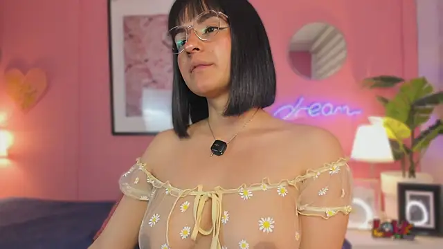 SoySaraa online show from 15, 4, 2026